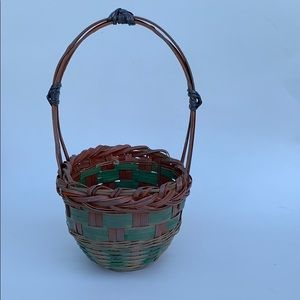 small long handle basket